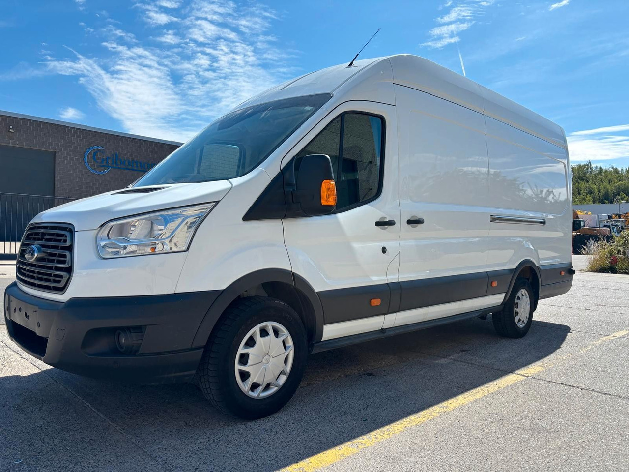 Ford Transit. Maxi. Klima. Euro 6B. Tempomat - Fourgon utilitaire: photos 1 Ford Transit. Maxi. Klima. Euro 6B. Tempomat - Fourgon utilitaire: photos 1