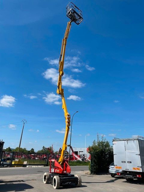 JLG E450AJ. Neue Batterien! 16m. - Camion avec nacelle: photos 1 JLG E450AJ. Neue Batterien! 16m. - Camion avec nacelle: photos 1