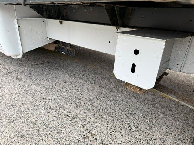 Renault Master 2.3dCi Doka 7pl. Pritsche 3.20m. Klima. - Fourgon plateau, Utilitaire double cabine: photos 5 Renault Master 2.3dCi Doka 7pl. Pritsche 3.20m. Klima. - Fourgon plateau, Utilitaire double cabine: photos 5