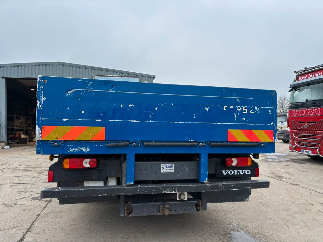Volvo FL7-240. Pritsche 6.80m. EU5. - Camion plateau: photos 5 Volvo FL7-240. Pritsche 6.80m. EU5. - Camion plateau: photos 5