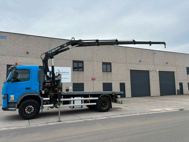Volvo FM300. Hiab 166. Klima. - Camion grue: photos 1 Volvo FM300. Hiab 166. Klima. - Camion grue: photos 1