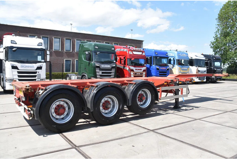 Nooteboom containerchassis - LIFT AXLE - DISC BRAKES - BPW AXLES - 2 x EXTENDABLE - - Semi-remorque porte-conteneur/ Caisse mobile: photos 2 Nooteboom containerchassis - LIFT AXLE - DISC BRAKES - BPW AXLES - 2 x EXTENDABLE - - Semi-remorque porte-conteneur/ Caisse mobile: photos 2
