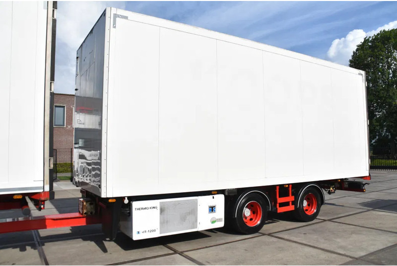 Schmitz Cargobull ZKO 20 + THERMO KING UT-1200 - SAF AXLES - DISC BRAKES - GOOD CONDITION - - Remorque frigorifique: photos 1 Schmitz Cargobull ZKO 20 + THERMO KING UT-1200 - SAF AXLES - DISC BRAKES - GOOD CONDITION - - Remorque frigorifique: photos 1