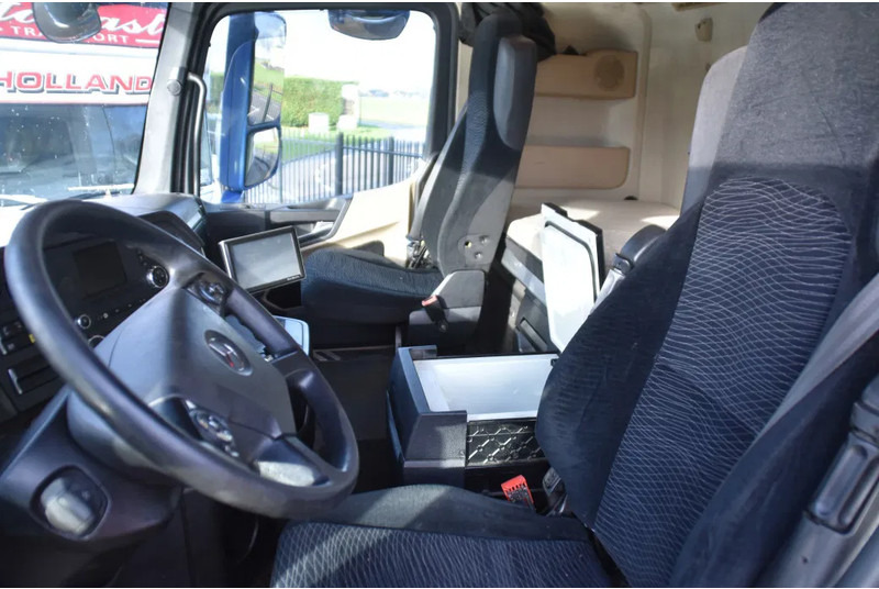 Mercedes-Benz Actros 2548 6x2/4 - EURO 6 - AIRCO - CAB HEATER - 2 BEDS - DIFF. LOCK - GOOD CONDITION - - Tracteur routier: photos 5 Mercedes-Benz Actros 2548 6x2/4 - EURO 6 - AIRCO - CAB HEATER - 2 BEDS - DIFF. LOCK - GOOD CONDITION - - Tracteur routier: photos 5