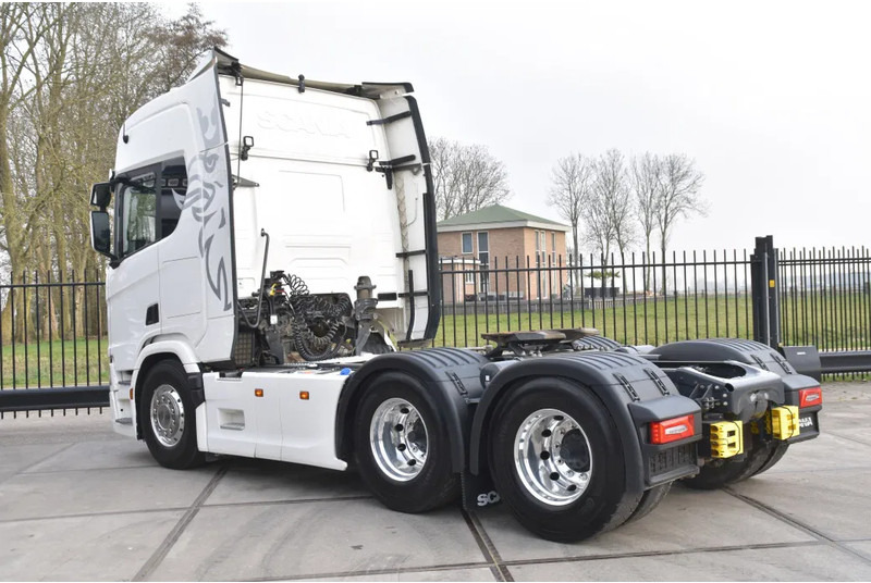 Scania R 460 NGS 6x4NB - SUPER - FULL AIR - RETARDER - 148 TKM - PARK. AIRCO - HYDRAULIC SYSTEM - LED - LEATHER SEATS - EXCELLENT CONDI - Tracteur routier: photos 3 Scania R 460 NGS 6x4NB - SUPER - FULL AIR - RETARDER - 148 TKM - PARK. AIRCO - HYDRAULIC SYSTEM - LED - LEATHER SEATS - EXCELLENT CONDI - Tracteur routier: photos 3