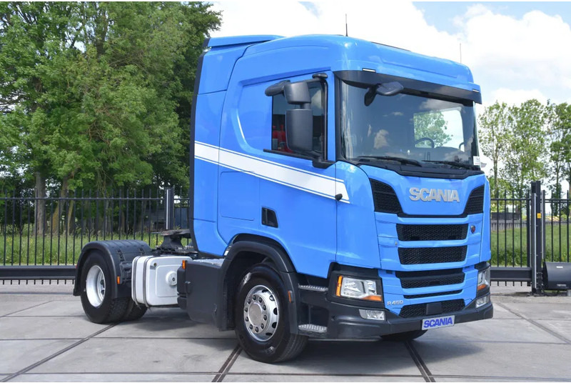 Scania R450 NGS 4x2 - RETARDER - 380 TKM - HYDRAULIC SYSTEM - ACC - NAVI - DIFF. LOCK - EXCELLENT CONDITION - - Tracteur routier: photos 2 Scania R450 NGS 4x2 - RETARDER - 380 TKM - HYDRAULIC SYSTEM - ACC - NAVI - DIFF. LOCK - EXCELLENT CONDITION - - Tracteur routier: photos 2
