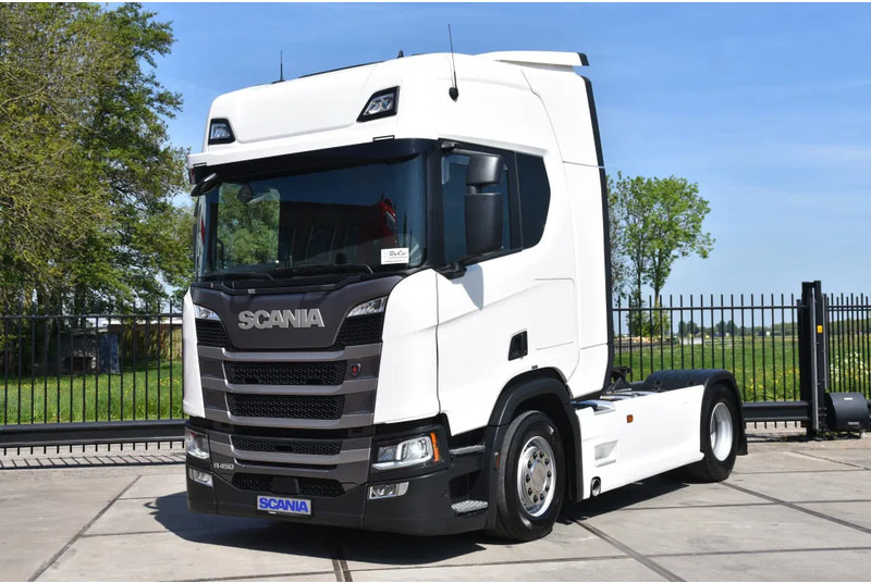 Scania R450 NGS 4x2 - RETARDER - ACC - 709 TKM - PARK. AIRCO - 4 POINT AIRSUSP. REAR - 2 x FUEL TANKS - LED LIGHTS - - Tracteur routier: photos 2 Scania R450 NGS 4x2 - RETARDER - ACC - 709 TKM - PARK. AIRCO - 4 POINT AIRSUSP. REAR - 2 x FUEL TANKS - LED LIGHTS - - Tracteur routier: photos 2