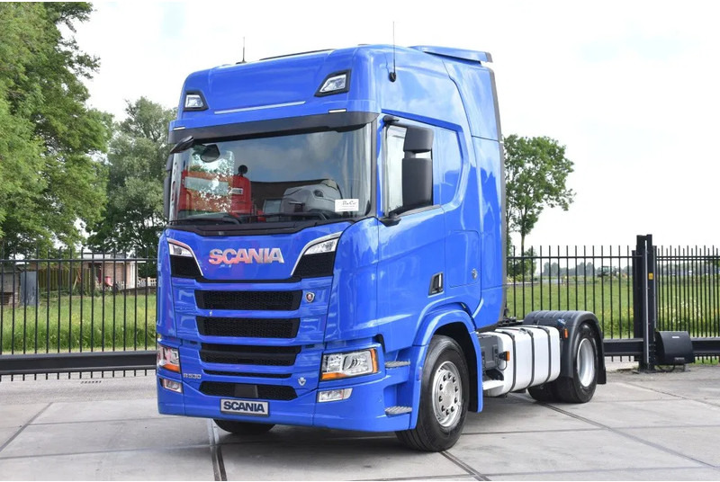 Scania R530 V8 NGS 4x2 - ADR FL - RETARDER - 253 TKM - ACC - NAVI - PTO - DIFF. LOCK - EXCELLENT CONDITION - - Tracteur routier: photos 1 Scania R530 V8 NGS 4x2 - ADR FL - RETARDER - 253 TKM - ACC - NAVI - PTO - DIFF. LOCK - EXCELLENT CONDITION - - Tracteur routier: photos 1