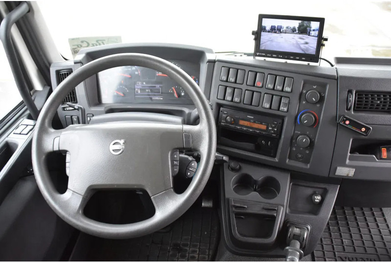 Volvo FL 280 4x2 + BOX - 312 TKM - AIRCO - DOUBLE CARGOFLOOR - ELEVATOR - REMOTE CONTROL - CAMERA - - Camion fourgon: photos 5 Volvo FL 280 4x2 + BOX - 312 TKM - AIRCO - DOUBLE CARGOFLOOR - ELEVATOR - REMOTE CONTROL - CAMERA - - Camion fourgon: photos 5