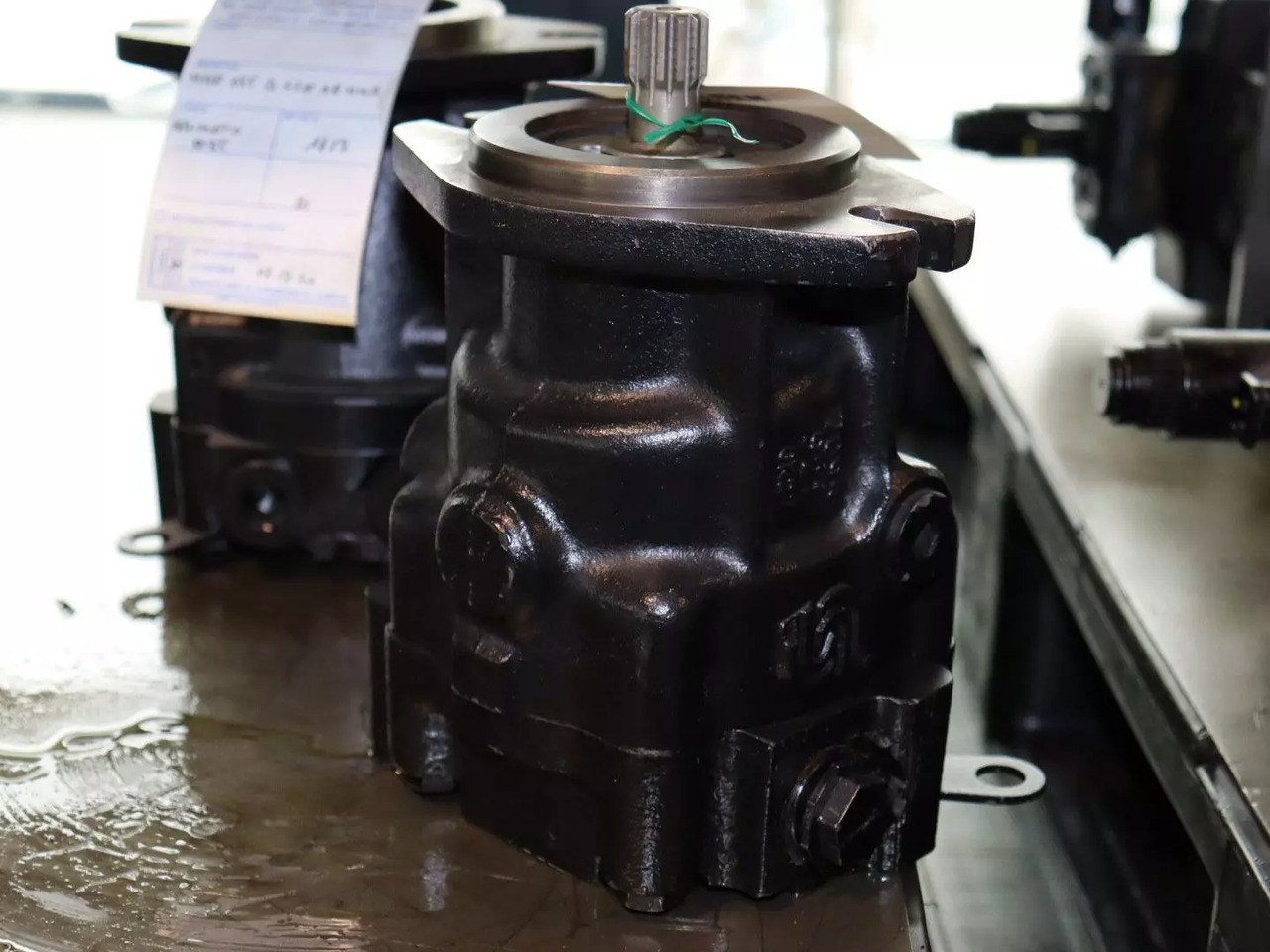 DANFOSS / SAUER MMF035D-AA-AAB-NNN - Moteur hydraulique pour Matériel de manutention: photos 1 DANFOSS / SAUER MMF035D-AA-AAB-NNN - Moteur hydraulique pour Matériel de manutention: photos 1