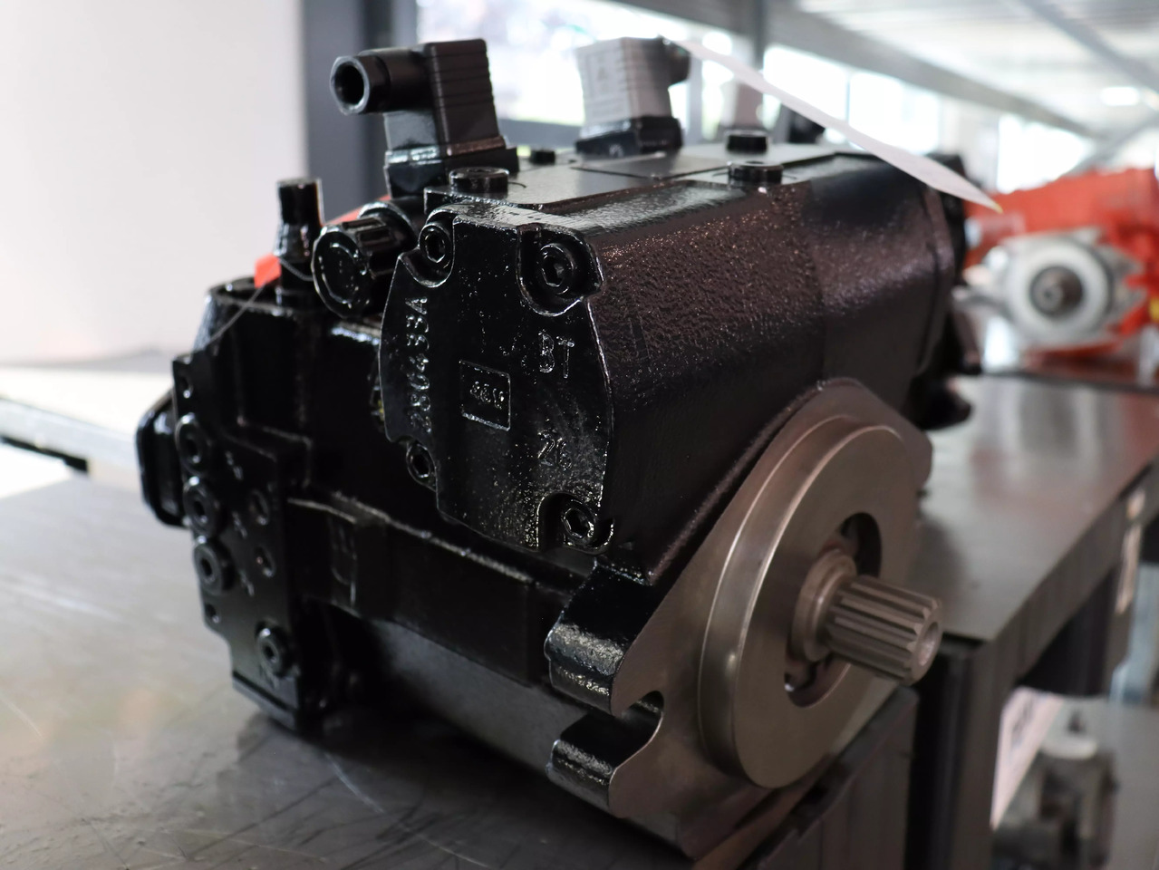 REXROTH A4VG56DA1D7/32R-NZC02F023SH-S - Pompe hydraulique pour Matériel de manutention: photos 1 REXROTH A4VG56DA1D7/32R-NZC02F023SH-S - Pompe hydraulique pour Matériel de manutention: photos 1