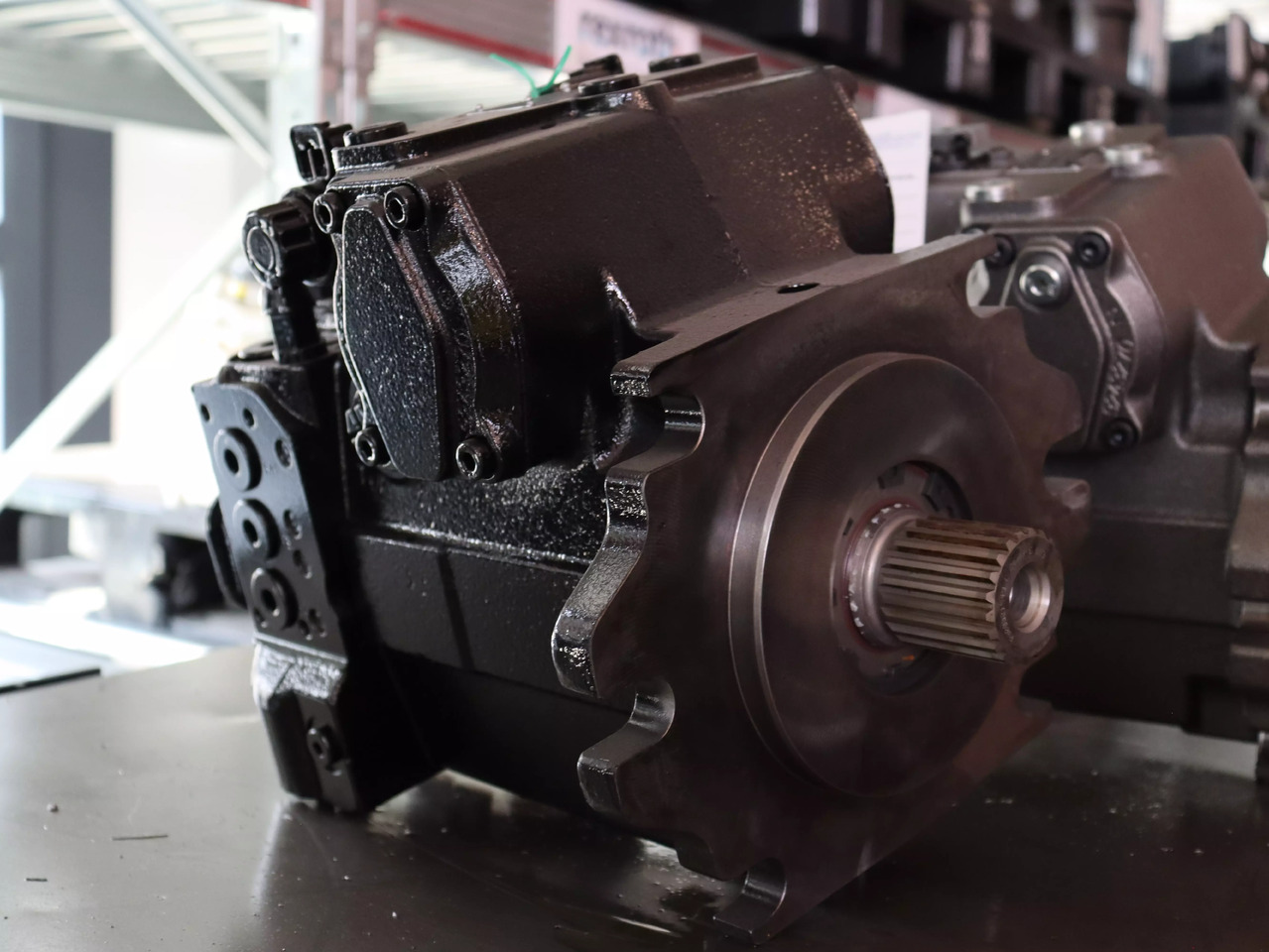 REXROTH A4VG90DA1D7/32R-NAF02F021SP-S - Pompe hydraulique pour Matériel de manutention: photos 1 REXROTH A4VG90DA1D7/32R-NAF02F021SP-S - Pompe hydraulique pour Matériel de manutention: photos 1
