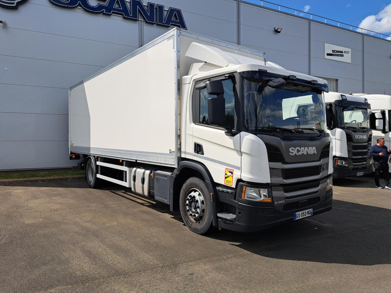 SCANIA SCANIA P280 4x2 Fourgon Hayon - Châssis cabine: photos 4 SCANIA SCANIA P280 4x2 Fourgon Hayon - Châssis cabine: photos 4