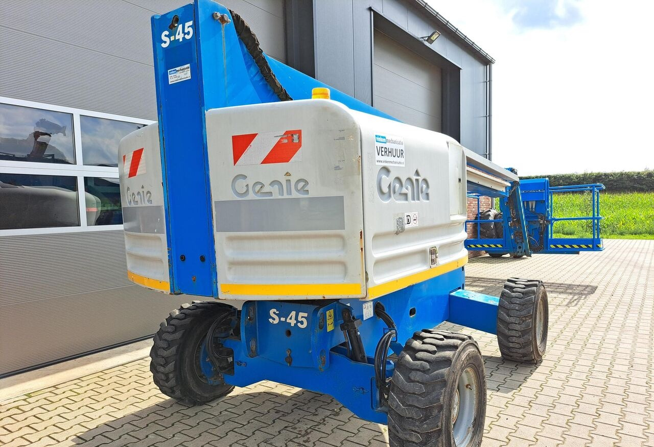 Genie S45 - Nacelle télescopique: photos 3 Genie S45 - Nacelle télescopique: photos 3