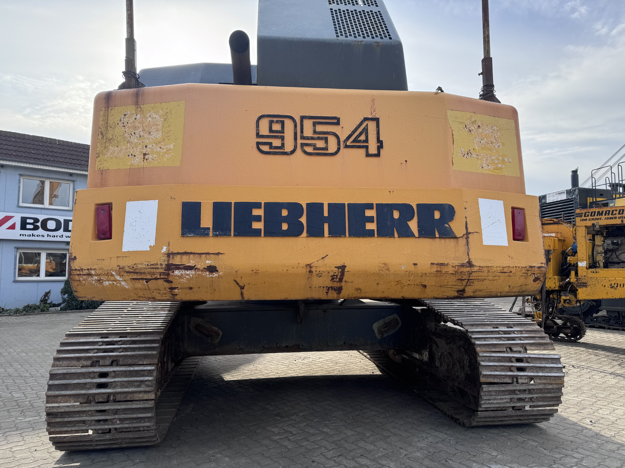 LIEBHERR R954BHDW material handler with elevation cab - Pelle de manutention: photos 4 LIEBHERR R954BHDW material handler with elevation cab - Pelle de manutention: photos 4