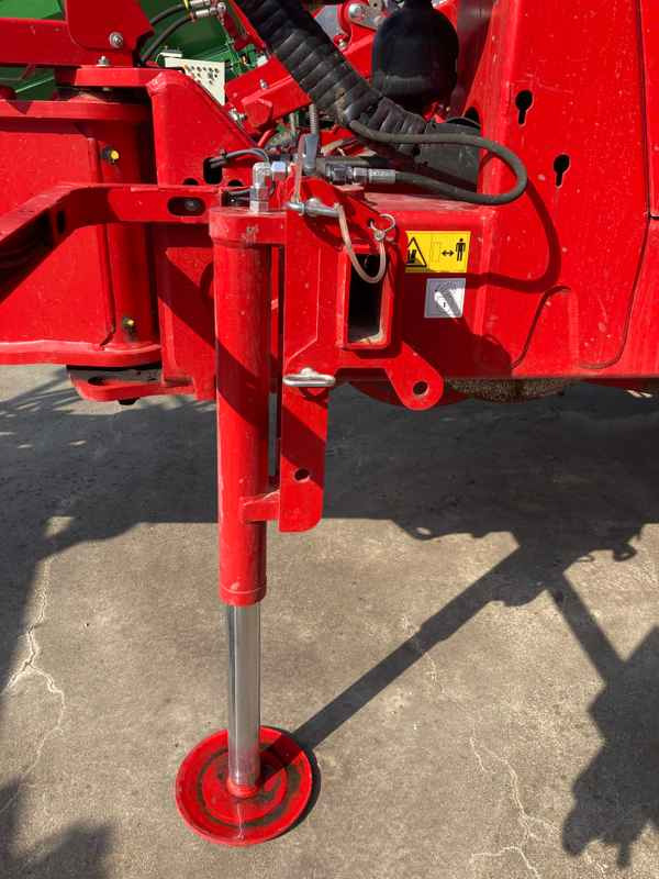 Grimme SE 150-60 UB - Matériel de récolte: photos 5 Grimme SE 150-60 UB - Matériel de récolte: photos 5