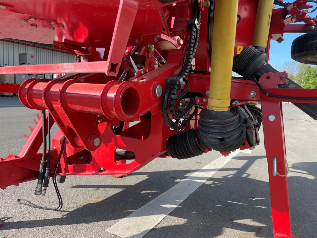 Grimme TOPPA 600 COMBI - Matériel de récolte: photos 2 Grimme TOPPA 600 COMBI - Matériel de récolte: photos 2