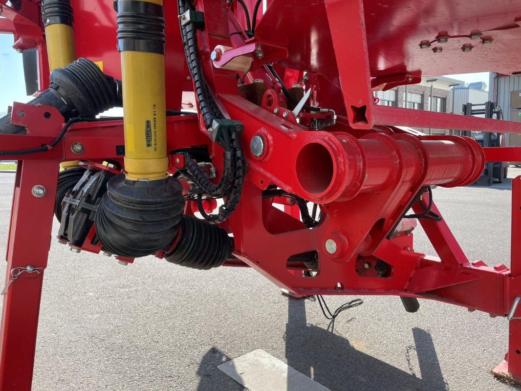 Grimme TOPPA 600 COMBI - Matériel de récolte: photos 3 Grimme TOPPA 600 COMBI - Matériel de récolte: photos 3