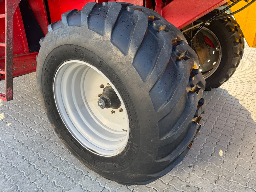 Grimme SE-150-60-NB - Arracheuse de pommes de terre: photos 5 Grimme SE-150-60-NB - Arracheuse de pommes de terre: photos 5