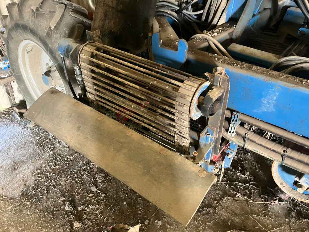 ASA-Lift ASA-Lift, WR300, Triple Bed Windrower - Machine à vendanger: photos 4 ASA-Lift ASA-Lift, WR300, Triple Bed Windrower - Machine à vendanger: photos 4