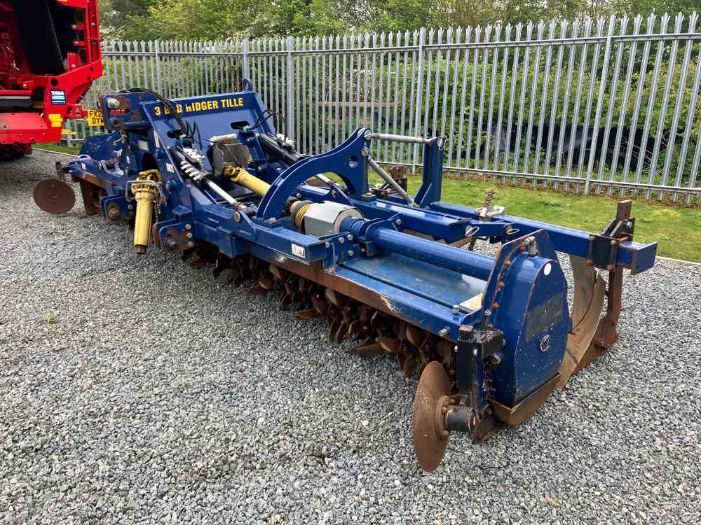 GEORGE MOATE George moate,Triple Bed/6 Row Tilla/Rotovator 5 4M HD54 - Matériel de récolte: photos 3 GEORGE MOATE George moate,Triple Bed/6 Row Tilla/Rotovator 5 4M HD54 - Matériel de récolte: photos 3