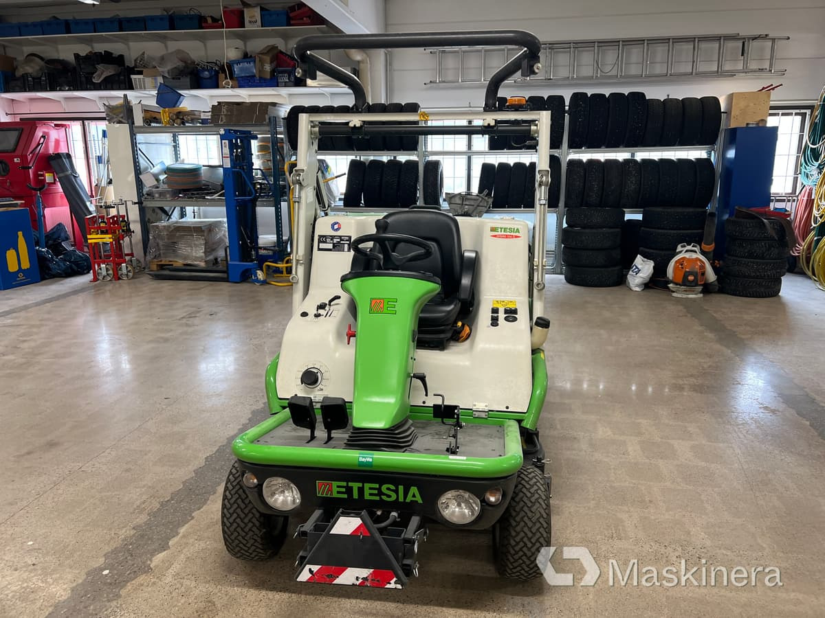 Åkgräsklippare Etesia H124D - Motofaucheuse: photos 2 Åkgräsklippare Etesia H124D - Motofaucheuse: photos 2