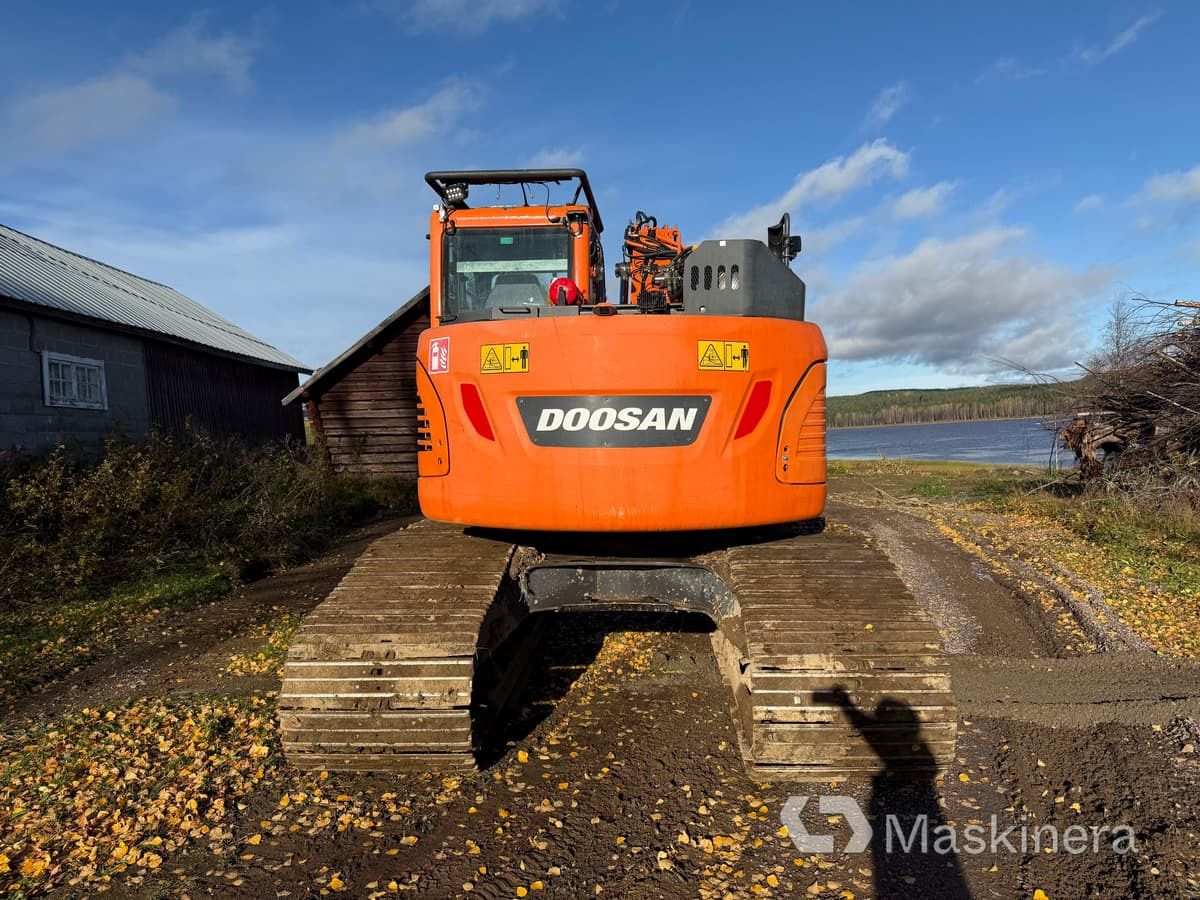 Grävmaskin Doosan DX140LCR-5 / Skördaraggregat 25RH - Pelle sur chenille: photos 4 Grävmaskin Doosan DX140LCR-5 / Skördaraggregat 25RH - Pelle sur chenille: photos 4