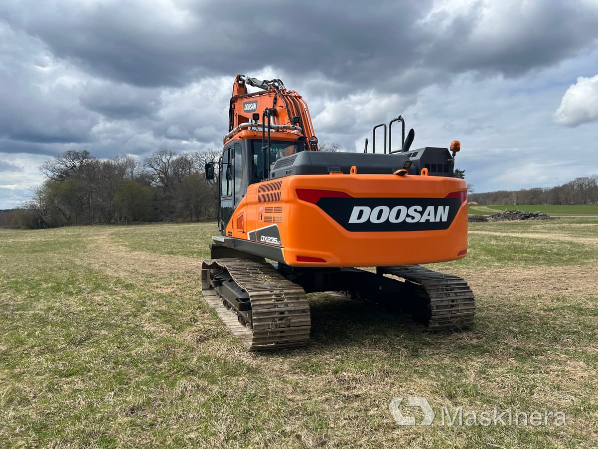 Grävmaskin Doosan DX235NLC-5 med grävsystem - Pelle sur chenille: photos 4 Grävmaskin Doosan DX235NLC-5 med grävsystem - Pelle sur chenille: photos 4
