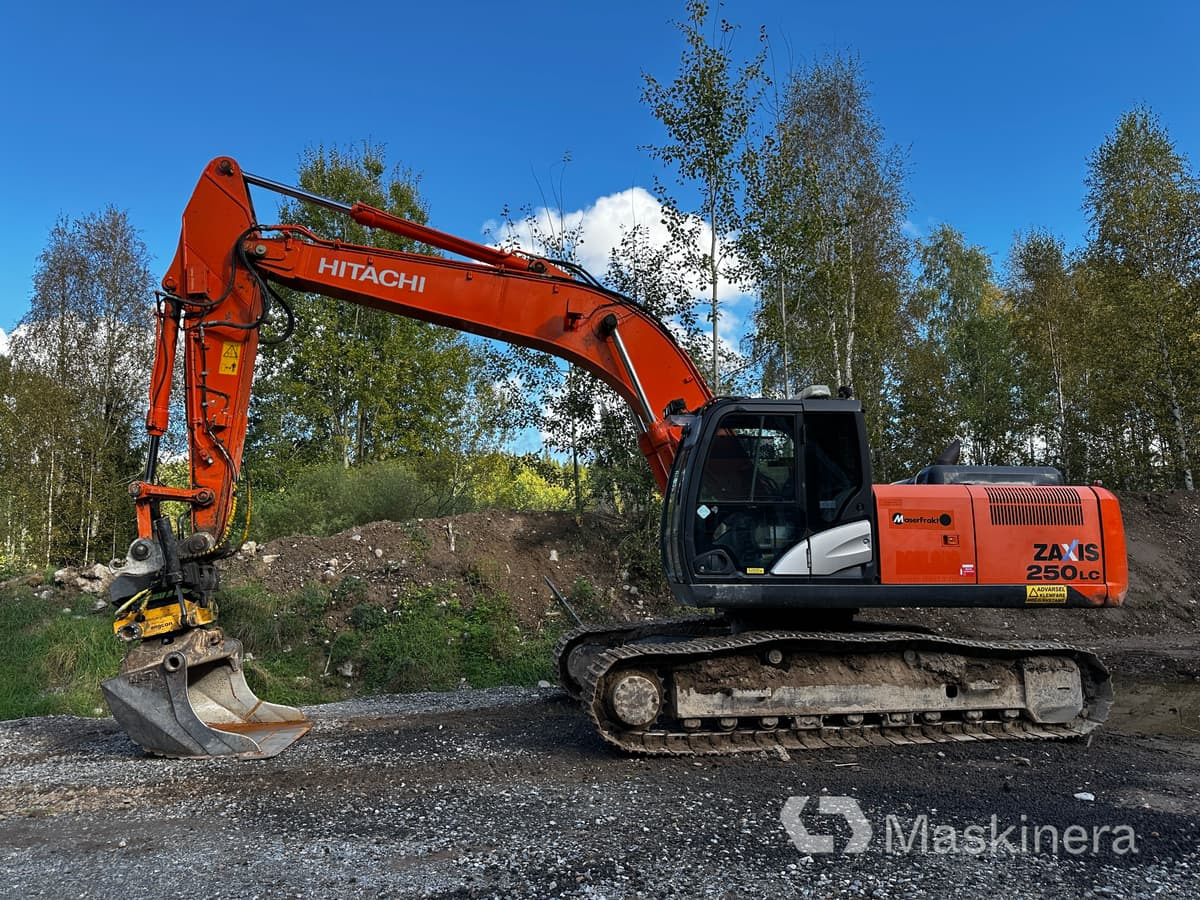 Grävmaskin Hitachi ZX250LC-5B - Pelle sur chenille: photos 2 Grävmaskin Hitachi ZX250LC-5B - Pelle sur chenille: photos 2