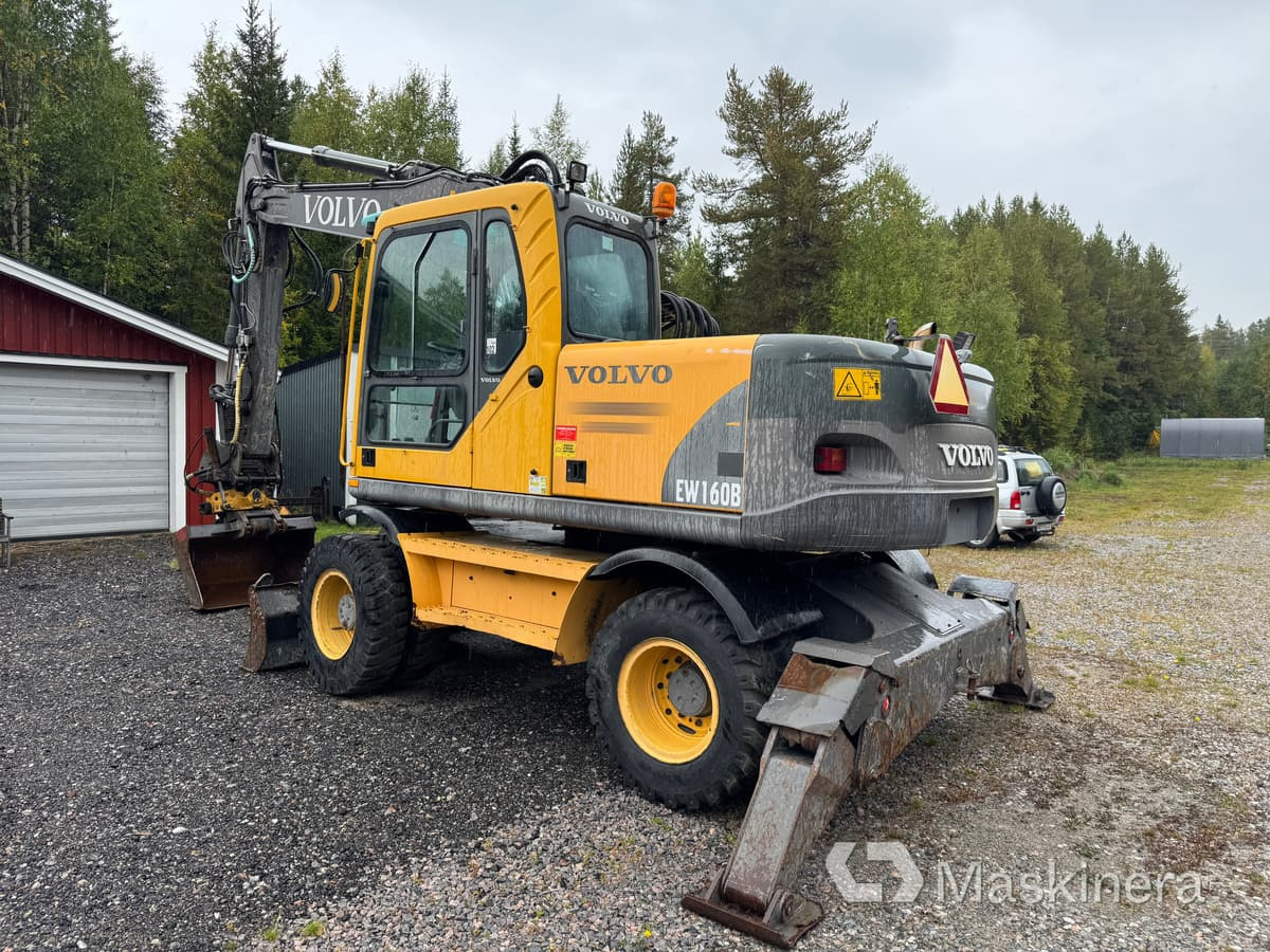 Hjulgrävare Volvo EW160B med tillbehör - Pelle sur chenille: photos 3 Hjulgrävare Volvo EW160B med tillbehör - Pelle sur chenille: photos 3