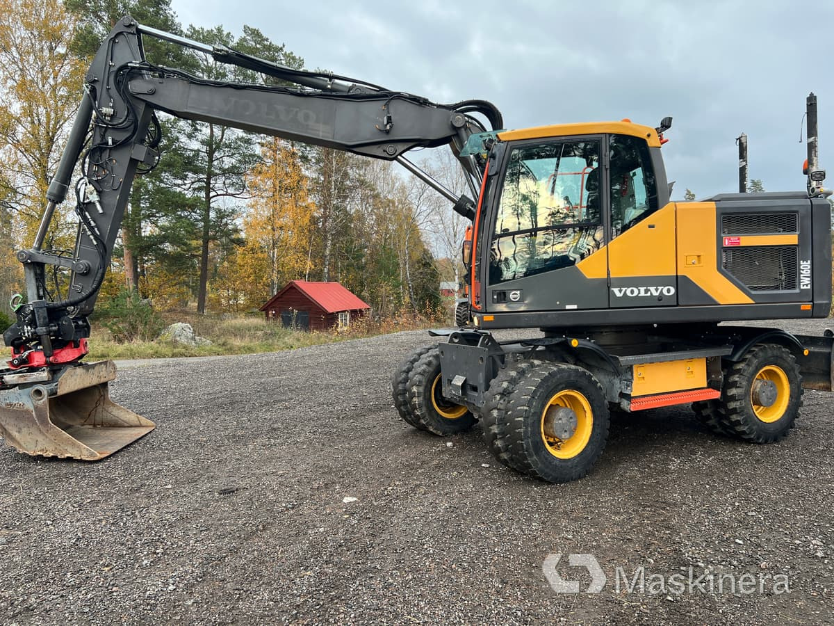 Hjulgrävare Volvo EW160E - Pelle sur chenille: photos 2 Hjulgrävare Volvo EW160E - Pelle sur chenille: photos 2