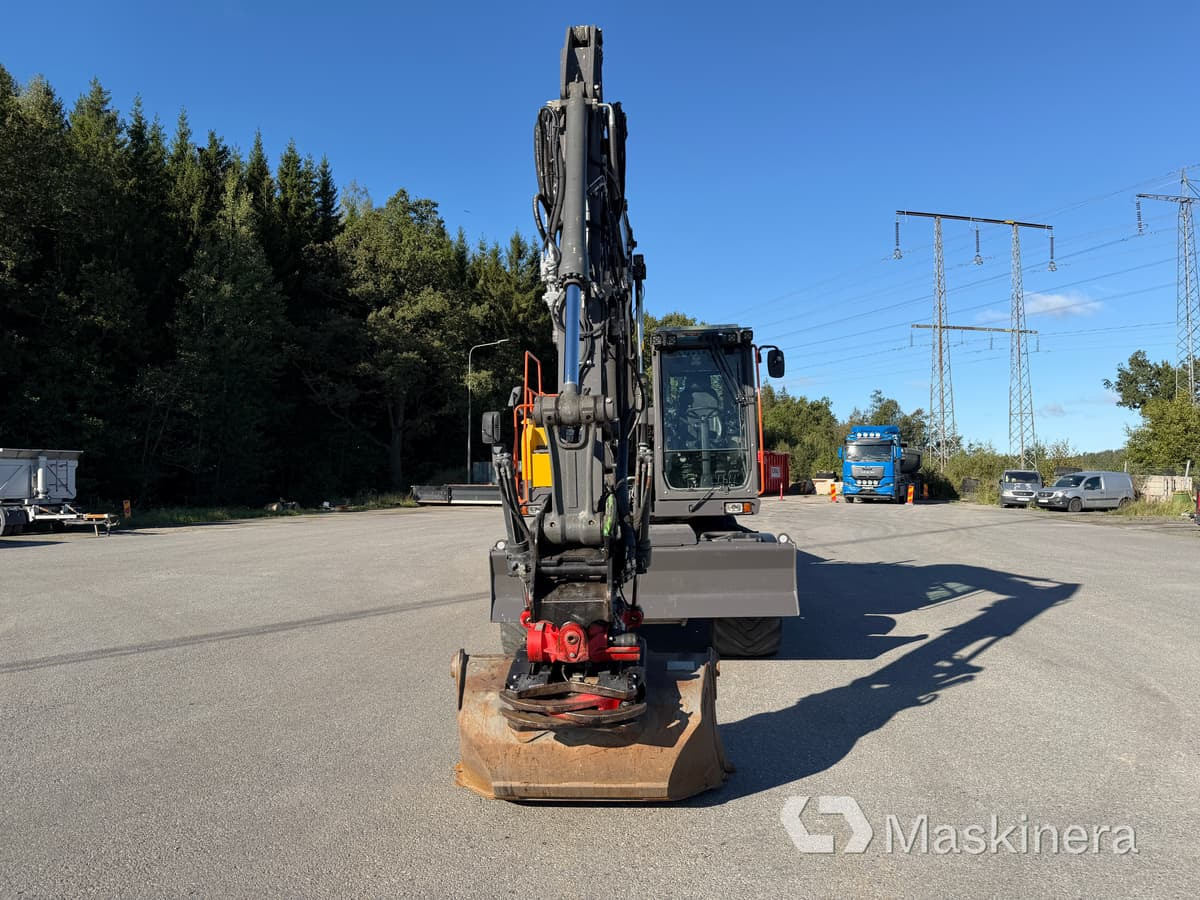 Hjulgrävare Volvo EW160E med tillbehör - Pelle sur chenille: photos 2 Hjulgrävare Volvo EW160E med tillbehör - Pelle sur chenille: photos 2
