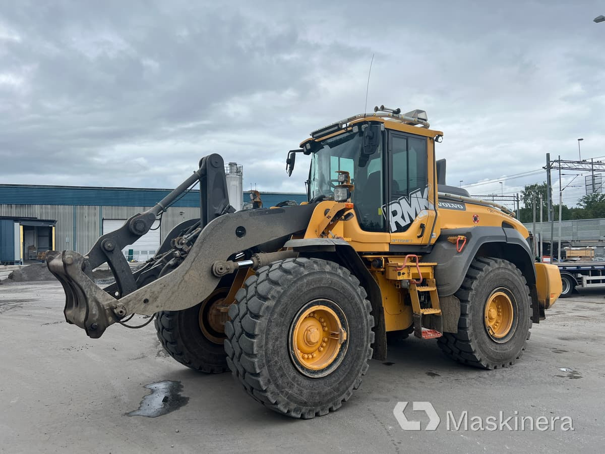 Hjullastare Volvo L110H - Chargeuse sur pneus: photos 1 Hjullastare Volvo L110H - Chargeuse sur pneus: photos 1
