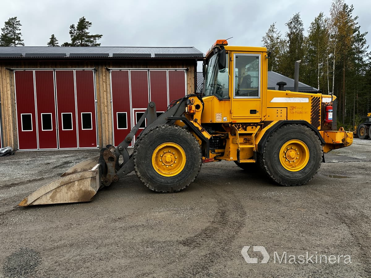 Hjullastare Volvo L70D - Chargeuse sur pneus: photos 2 Hjullastare Volvo L70D - Chargeuse sur pneus: photos 2
