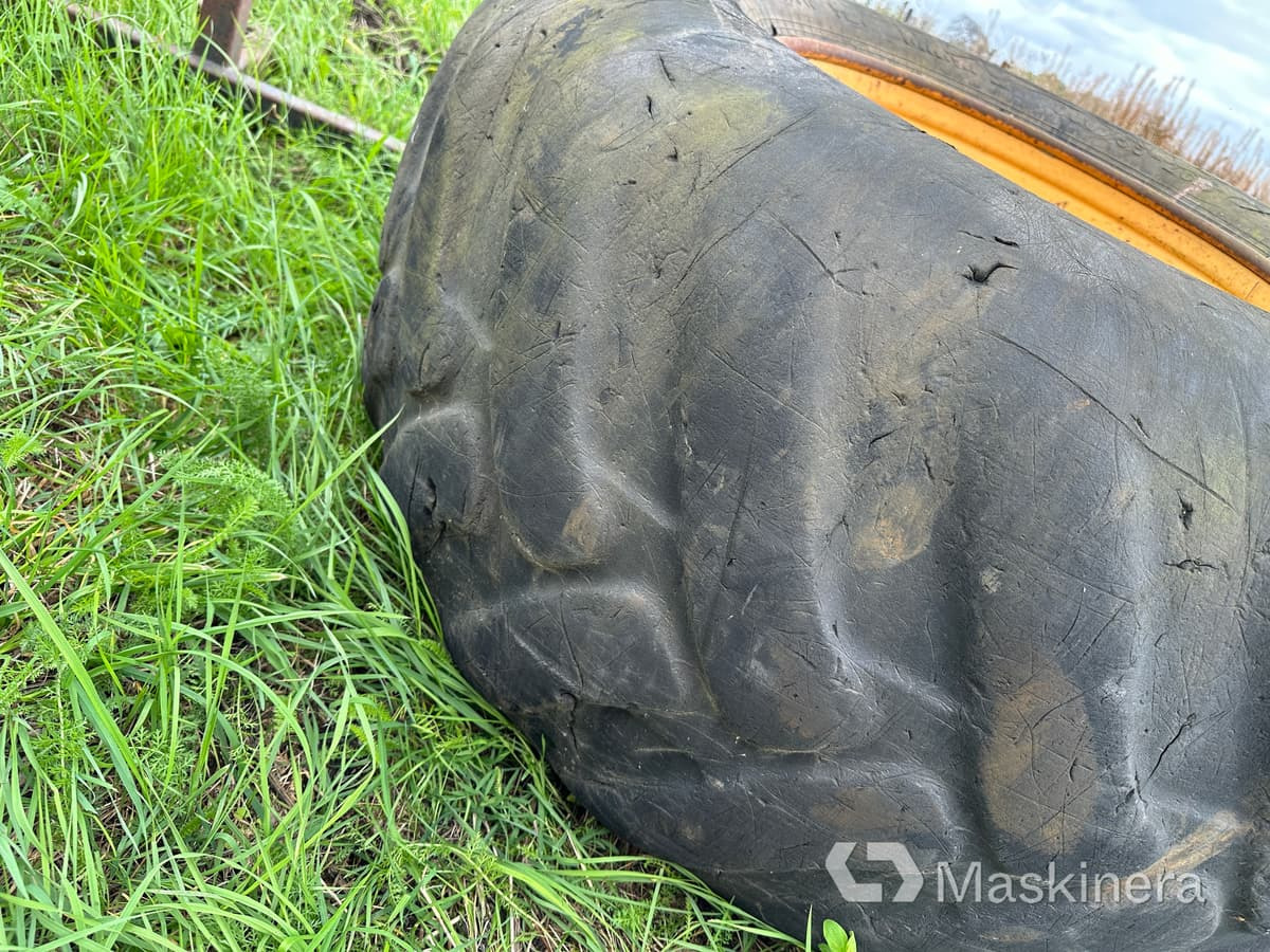 Komplett däck till skotare - 600/55R26,5 - Pneu pour Matériel forestier: photos 4 Komplett däck till skotare - 600/55R26,5 - Pneu pour Matériel forestier: photos 4