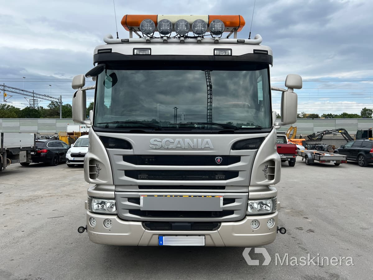 Kranväxlare Scania P410 8x4 - Camion ampliroll, Camion grue: photos 2 Kranväxlare Scania P410 8x4 - Camion ampliroll, Camion grue: photos 2
