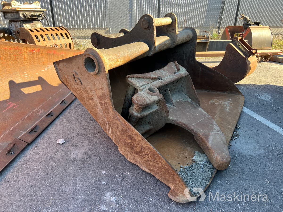 Planeringsskopa Götene S70 - Godet pour pelle: photos 1 Planeringsskopa Götene S70 - Godet pour pelle: photos 1