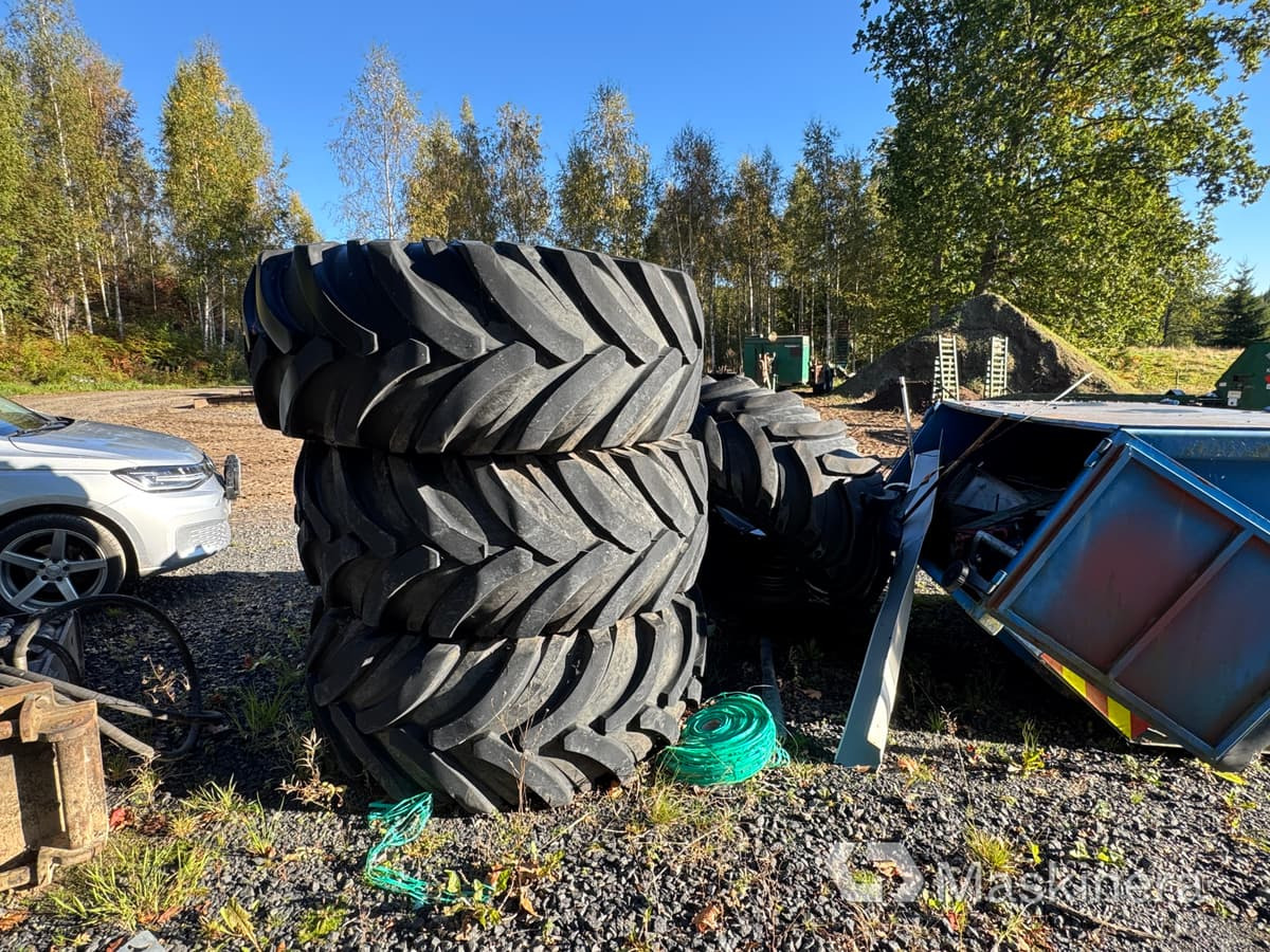 Skogsdäck Nokian Forest King TRS 2+ 600/65-34 - Pneu pour Matériel forestier: photos 4 Skogsdäck Nokian Forest King TRS 2+ 600/65-34 - Pneu pour Matériel forestier: photos 4