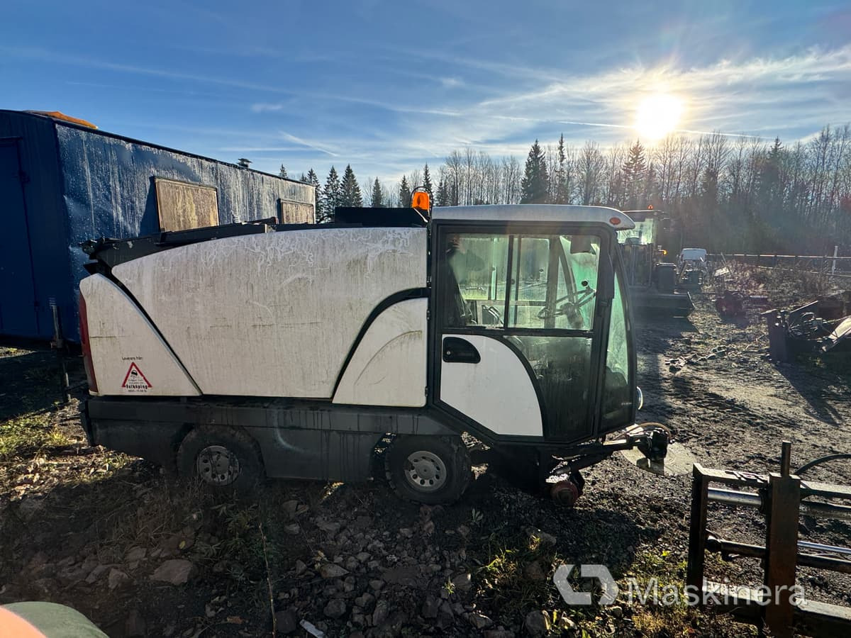 Sopmaskin Johnston Compact 142A 101T (Rep. objekt) - Balayeuse de voirie: photos 4 Sopmaskin Johnston Compact 142A 101T (Rep. objekt) - Balayeuse de voirie: photos 4