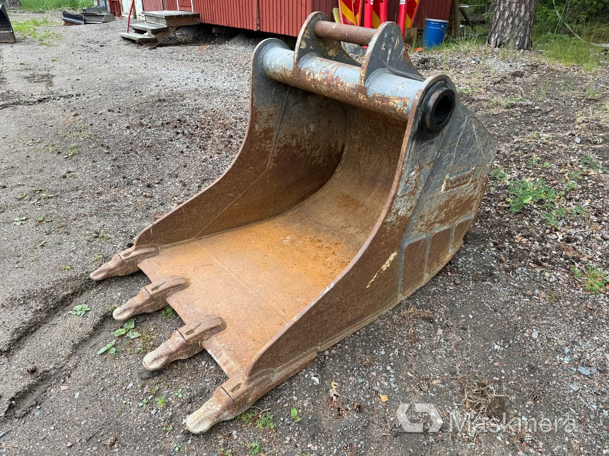 Tandad grävskopa Volvo S60 - Godet pour pelle: photos 1 Tandad grävskopa Volvo S60 - Godet pour pelle: photos 1