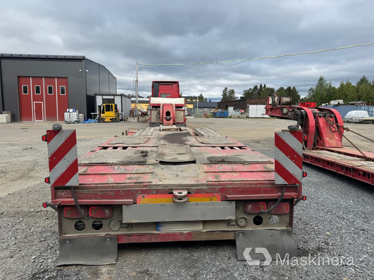Volvo FH16 750 HP 8*4, Trailerteknik T3-66-KNOUT-S, Vang Athls 11111 Tungdragare Volvo FH16 750 med två maskintrailers - Tracteur routier, Semi-remorque porte-voitures: photos 4 Volvo FH16 750 HP 8*4, Trailerteknik T3-66-KNOUT-S, Vang Athls 11111 Tungdragare Volvo FH16 750 med två maskintrailers - Tracteur routier, Semi-remorque porte-voitures: photos 4