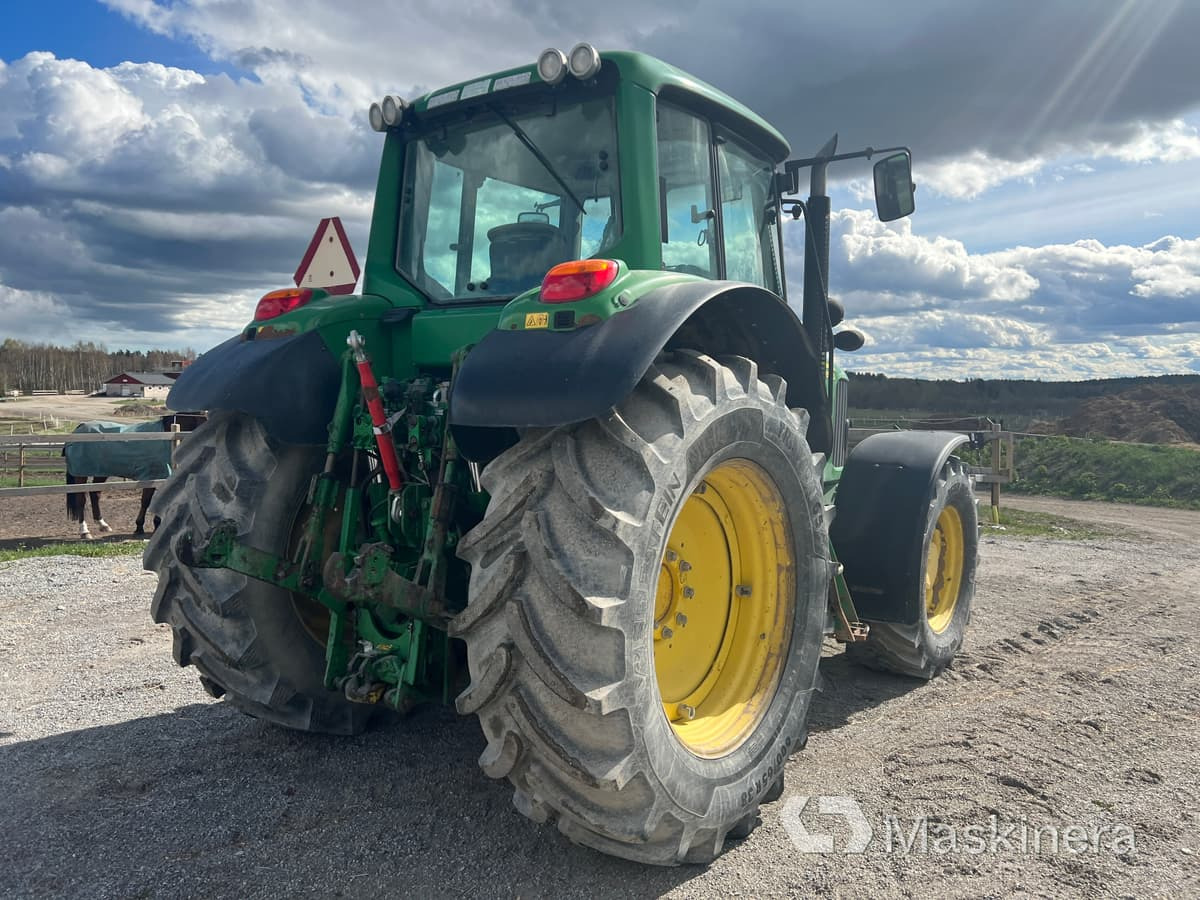 Traktor John Deere 6930 Premium med frontlyft - Tracteur agricole: photos 5 Traktor John Deere 6930 Premium med frontlyft - Tracteur agricole: photos 5