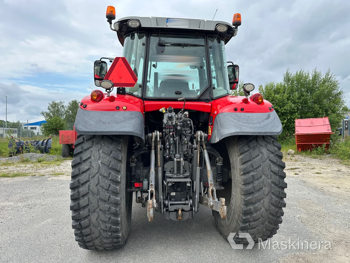 Traktor Massey Fergusson MF 6715 S med Bigab 10-14 G2 lastväxlarvagn - Tracteur agricole: photos 4 Traktor Massey Fergusson MF 6715 S med Bigab 10-14 G2 lastväxlarvagn - Tracteur agricole: photos 4