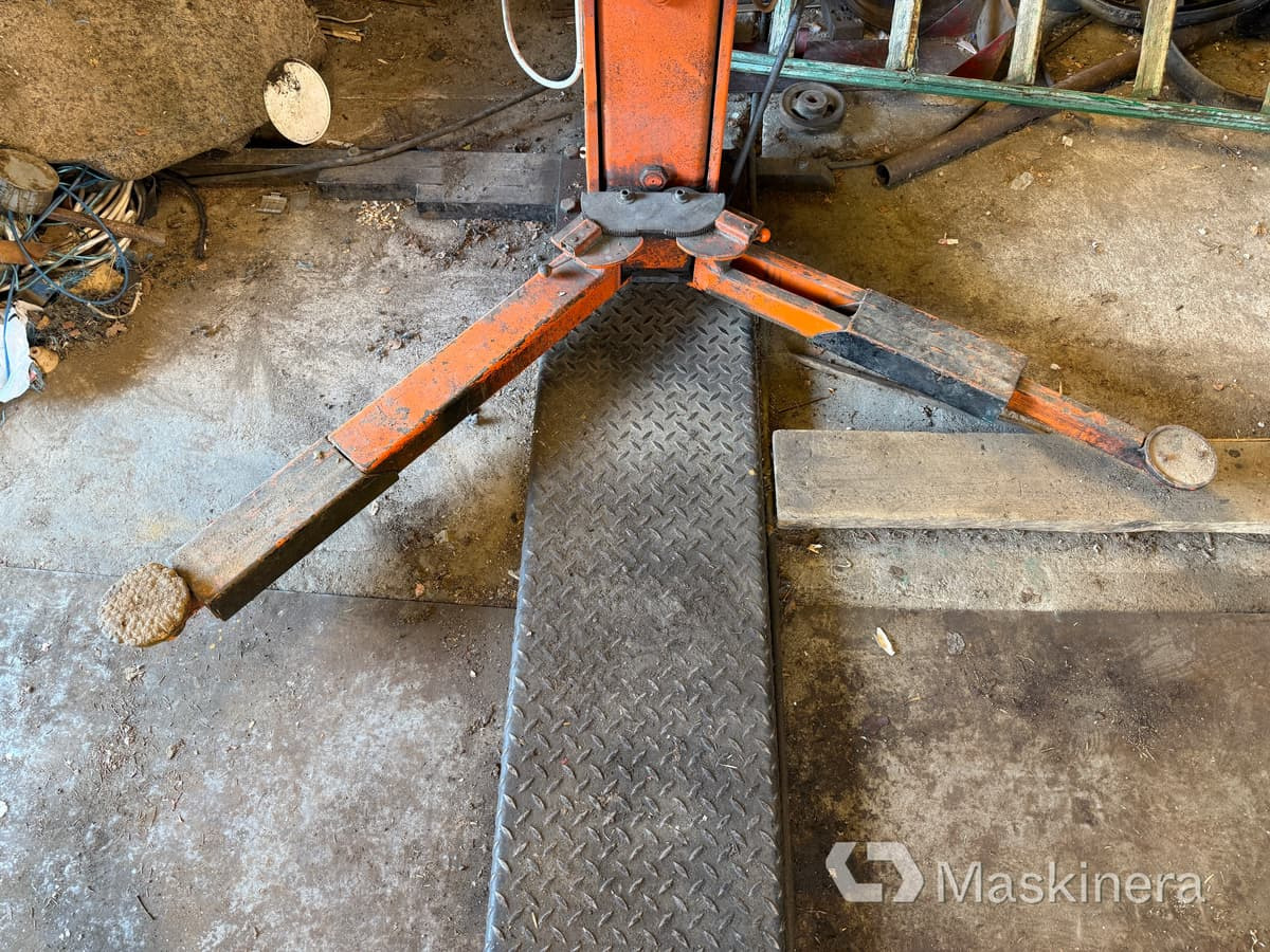 Tvåpelarlyft Stenhöj DK 7150 (Rep. objekt) - Équipement de garage: photos 5 Tvåpelarlyft Stenhöj DK 7150 (Rep. objekt) - Équipement de garage: photos 5