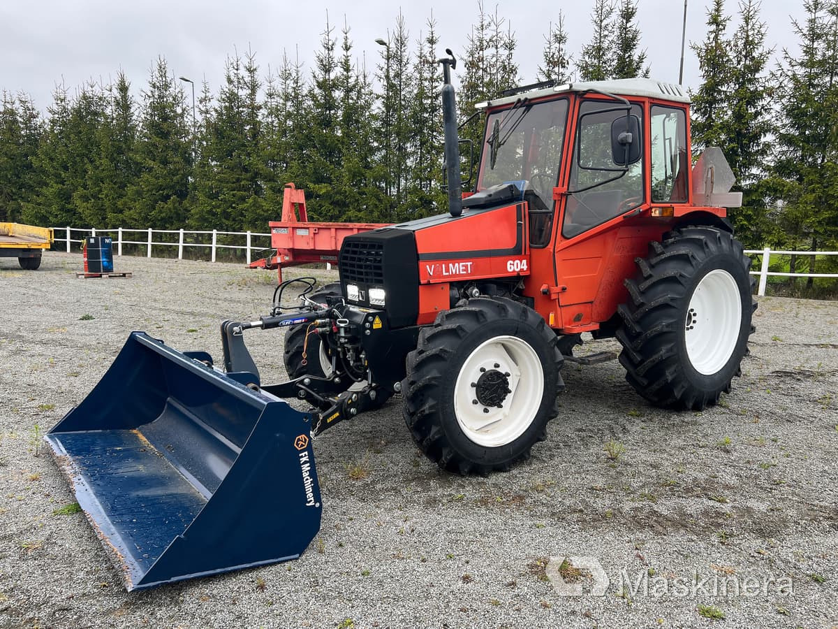 Valmet 604-4 Traktor Valmet 604-4 - Tracteur agricole: photos 1 Valmet 604-4 Traktor Valmet 604-4 - Tracteur agricole: photos 1