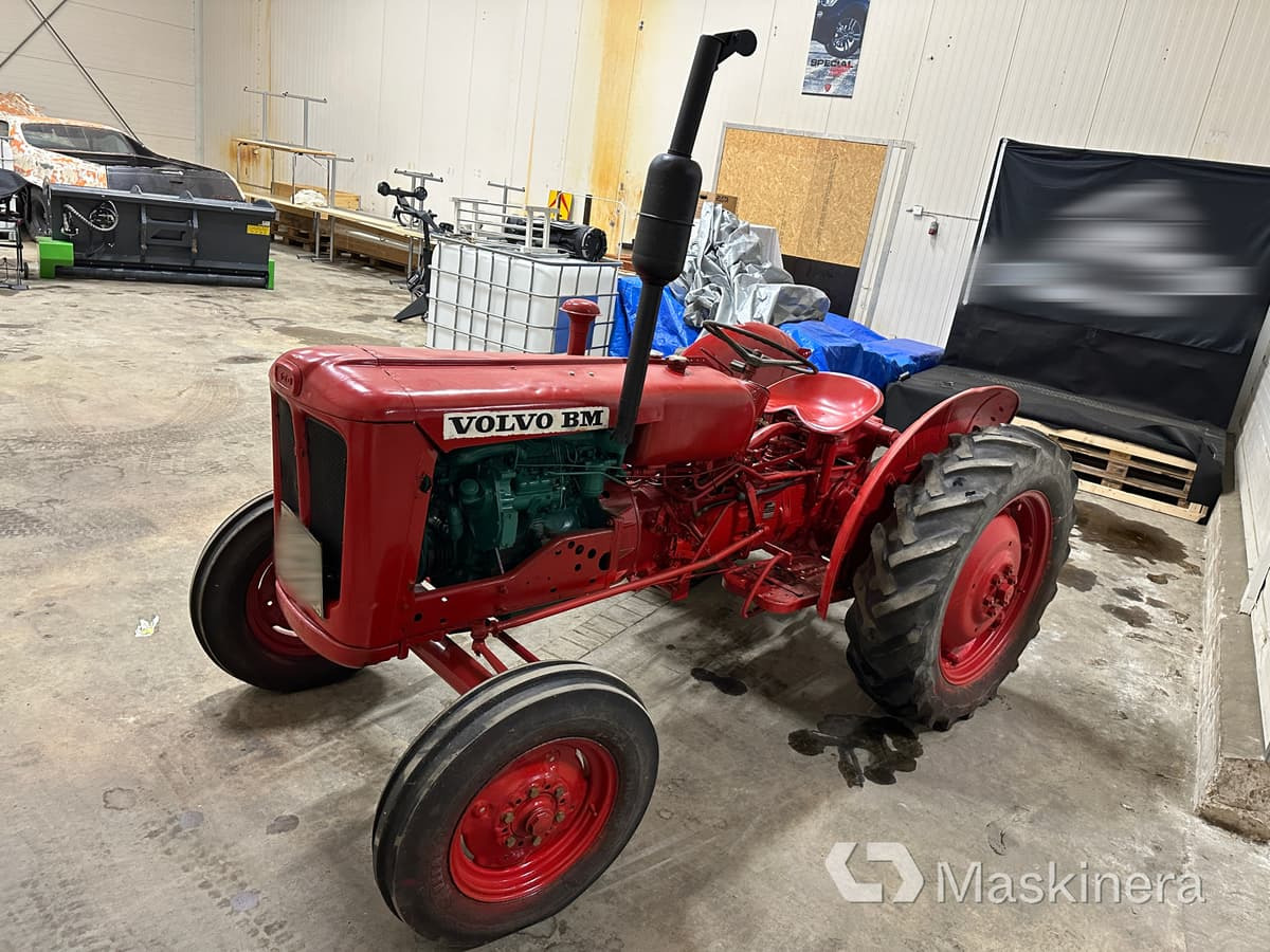 Veterantraktor Volvo BM 320 - Tracteur agricole: photos 3 Veterantraktor Volvo BM 320 - Tracteur agricole: photos 3