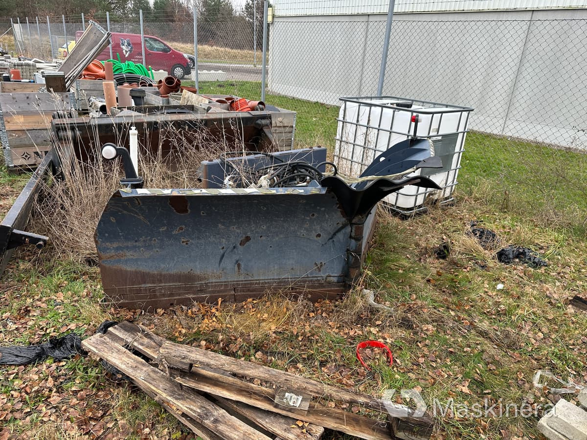 Vikplog Drivex VB 320 BM - Lame à neige: photos 1 Vikplog Drivex VB 320 BM - Lame à neige: photos 1