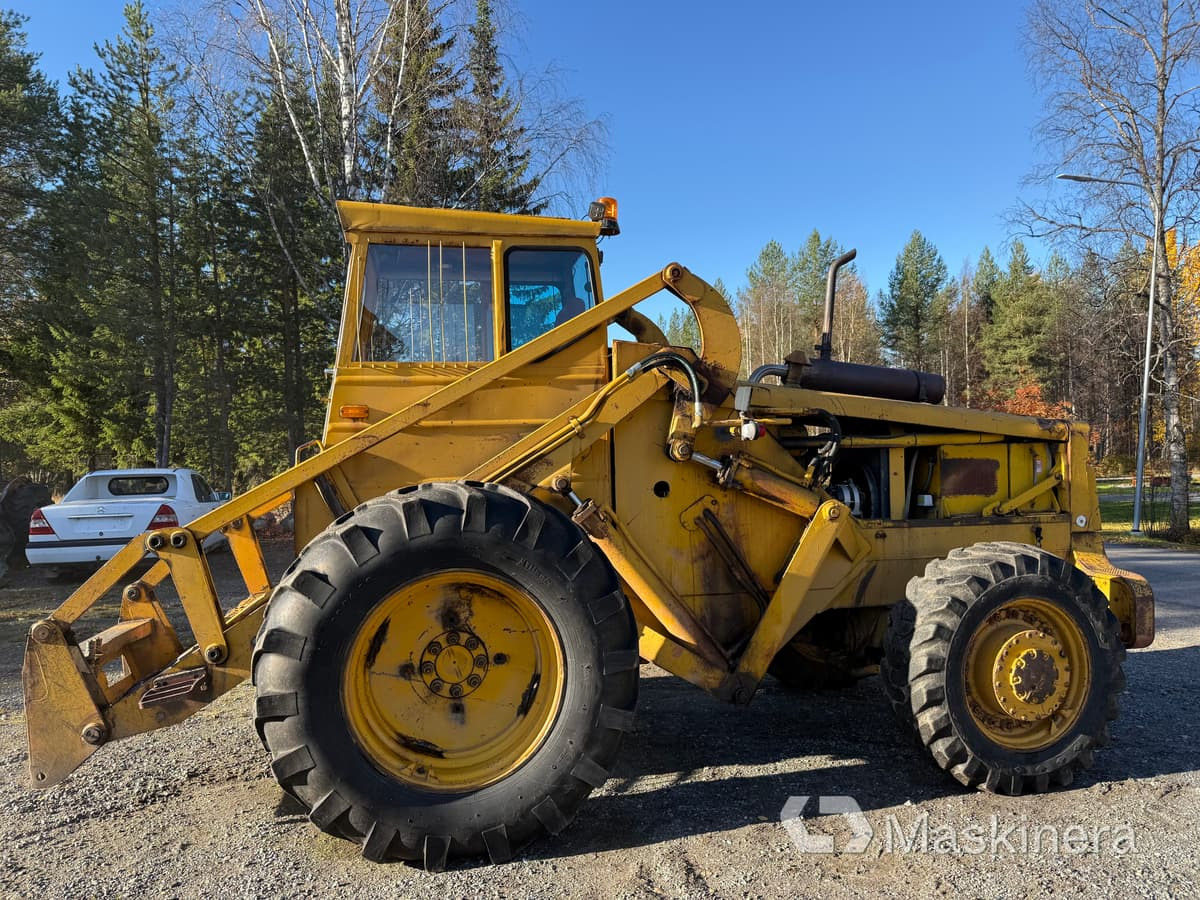 Volvo BM 641 Baklastare Volvo BM 641 - Tractopelle: photos 2 Volvo BM 641 Baklastare Volvo BM 641 - Tractopelle: photos 2