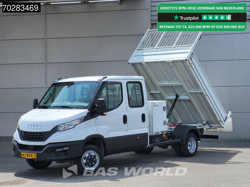 Iveco Daily 35C16 3.0L Kipper met Kist Dubbel Cabine Dubbellucht 3,5t Trekhaak Navi Airco Cruise Camera Euro6 Kieper Tipper Benne 2m3 Airco - Véhicule utilitaire benne: photos 1 Iveco Daily 35C16 3.0L Kipper met Kist Dubbel Cabine Dubbellucht 3,5t Trekhaak Navi Airco Cruise Camera Euro6 Kieper Tipper Benne 2m3 Airco - Véhicule utilitaire benne: photos 1