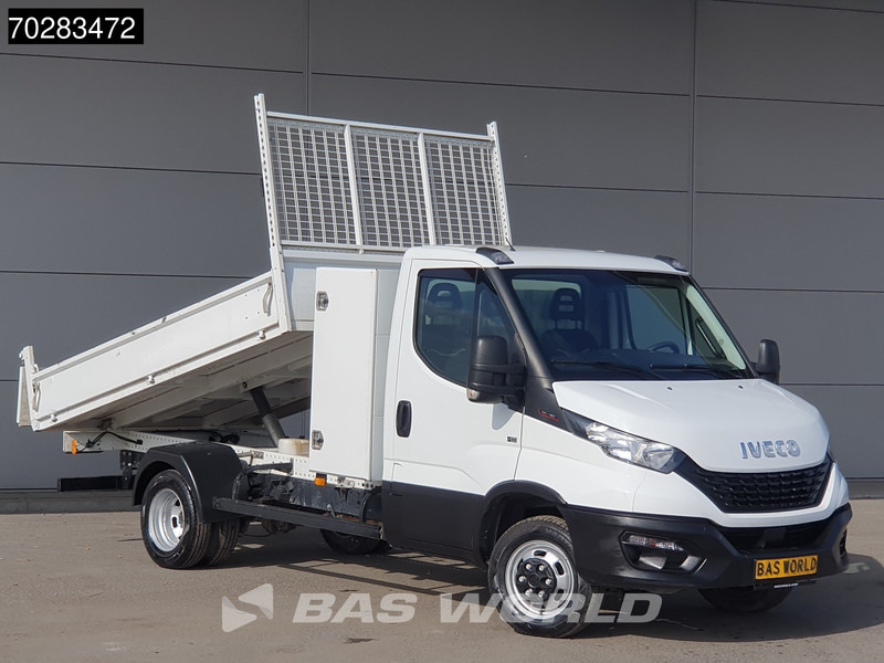 Iveco Daily 35C16 3.0L Kipper met Kist Dubbellucht 3,5t Trekhaak Airco Cruise Euro6 Tipper Benne Kieper 2m3 Airco Trekhaak Cruise control - Véhicule utilitaire benne: photos 3 Iveco Daily 35C16 3.0L Kipper met Kist Dubbellucht 3,5t Trekhaak Airco Cruise Euro6 Tipper Benne Kieper 2m3 Airco Trekhaak Cruise control - Véhicule utilitaire benne: photos 3